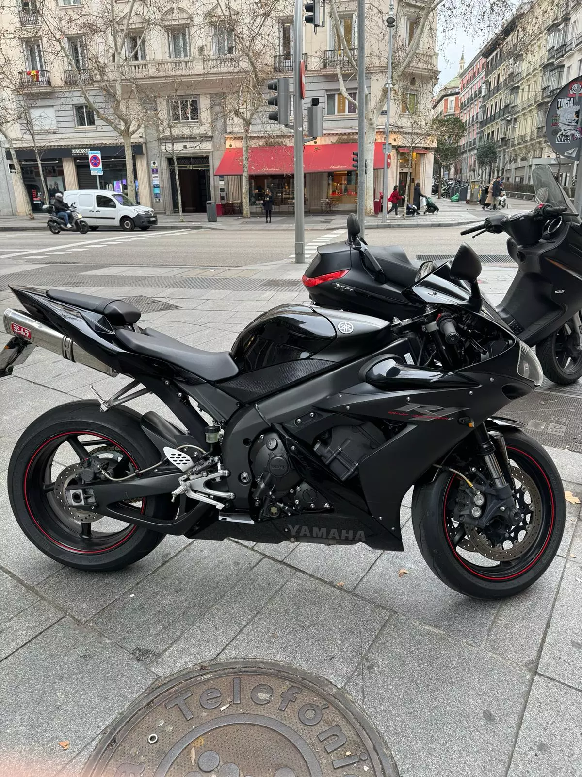 R1Xalss.webp