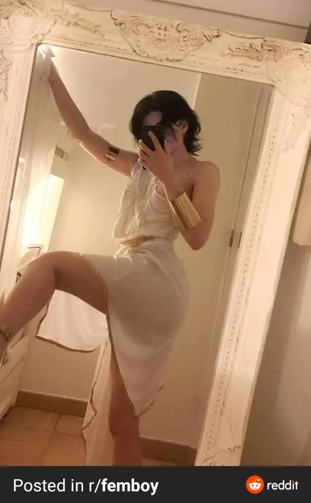 RDT_20230420_1628444361375623643949125.webp