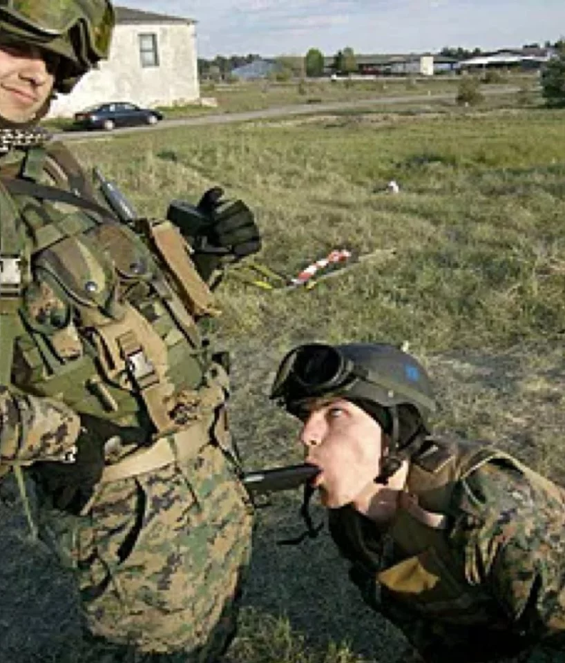 ru-army-gay.webp