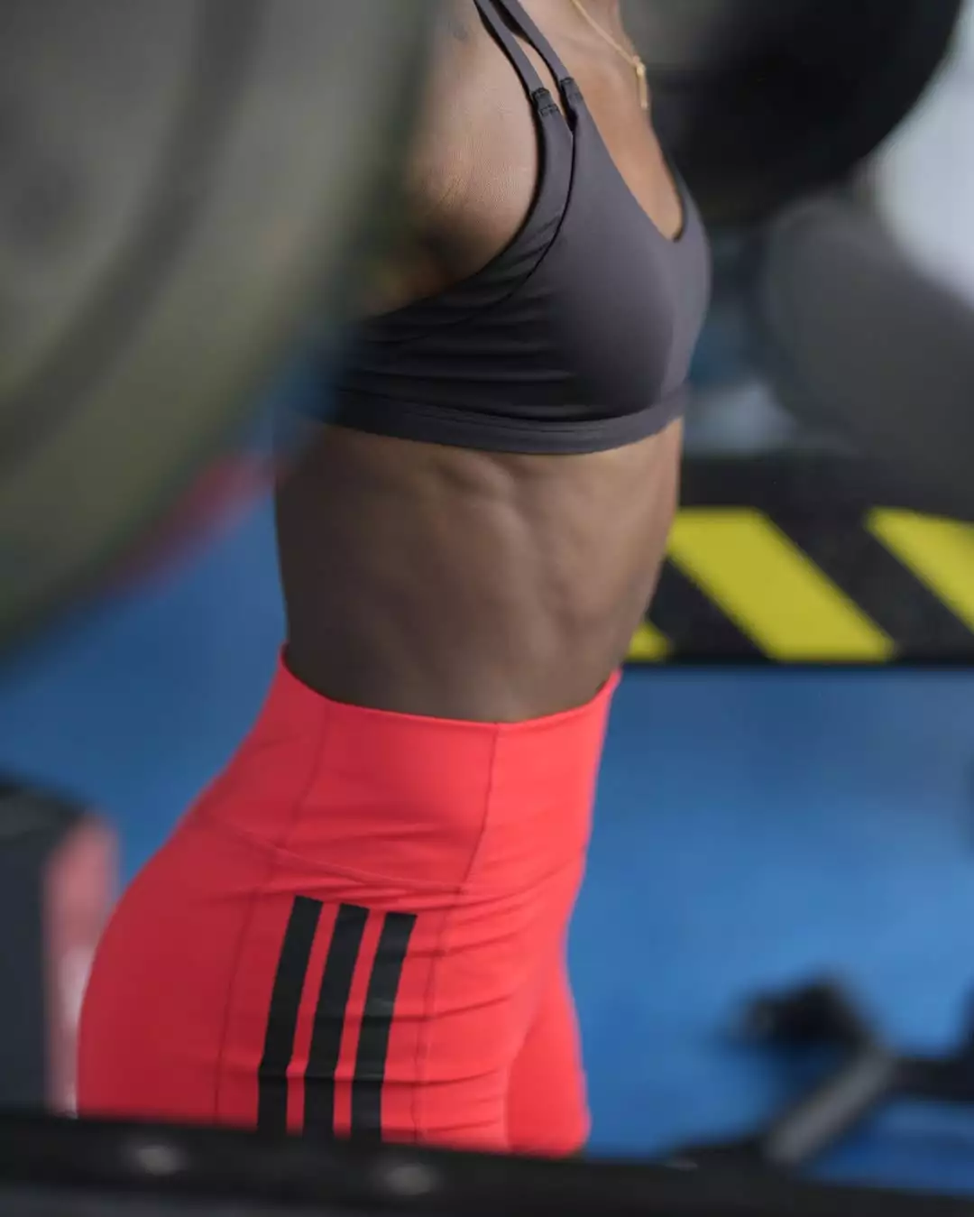 Seguridad y confianza en cada movimiento.  @adidas_es #adidasdropstep #adidasOptime #creandoc...webp