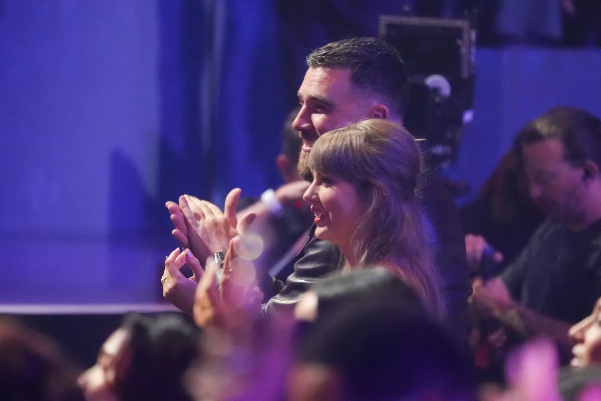 taylor-swift-at-2026-iheartradio-music-awards-at-dolby-theatre-in-los-angeles-03-26-2026-0.webp