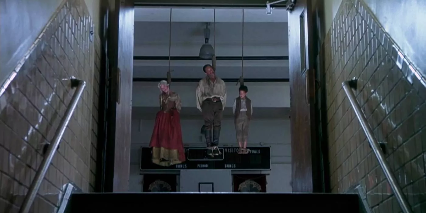 the-sixth-sense-hanging-ghosts-scene-3322861435.webp