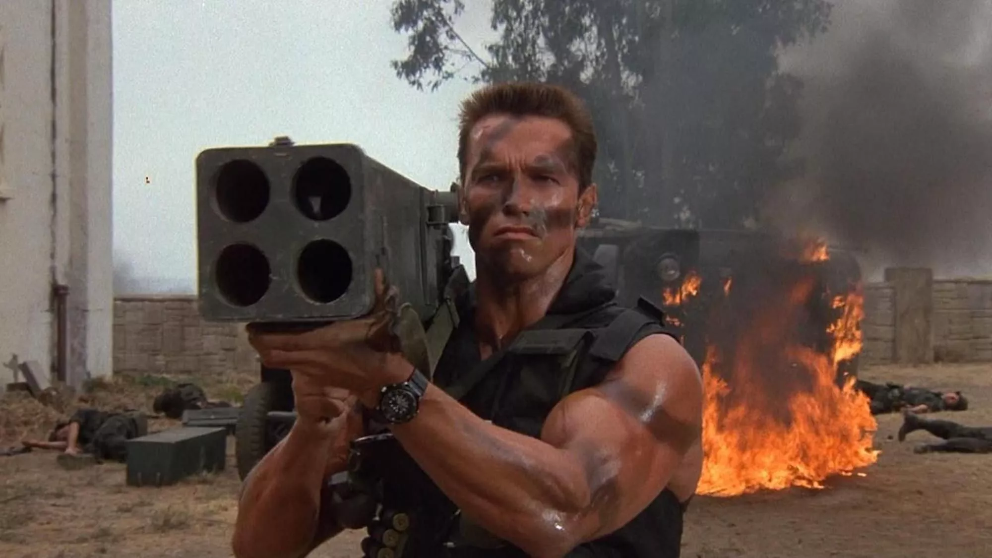 trivial-cine-accion-commando-fotogramas-1603377227.jpg