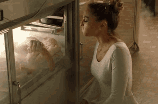 Tumblr_l_63322952164018.gif