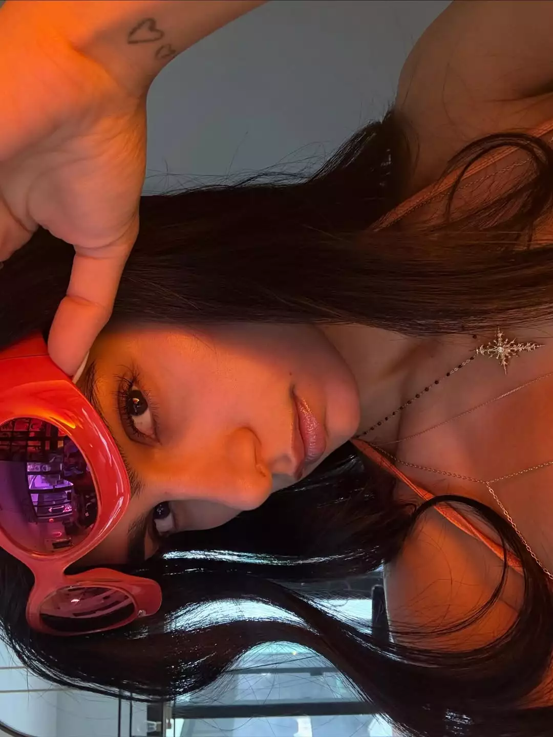 verano forevaaaaaaa 🧡 @diesel x @karolg.webp