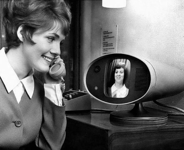 videophones3.jpg