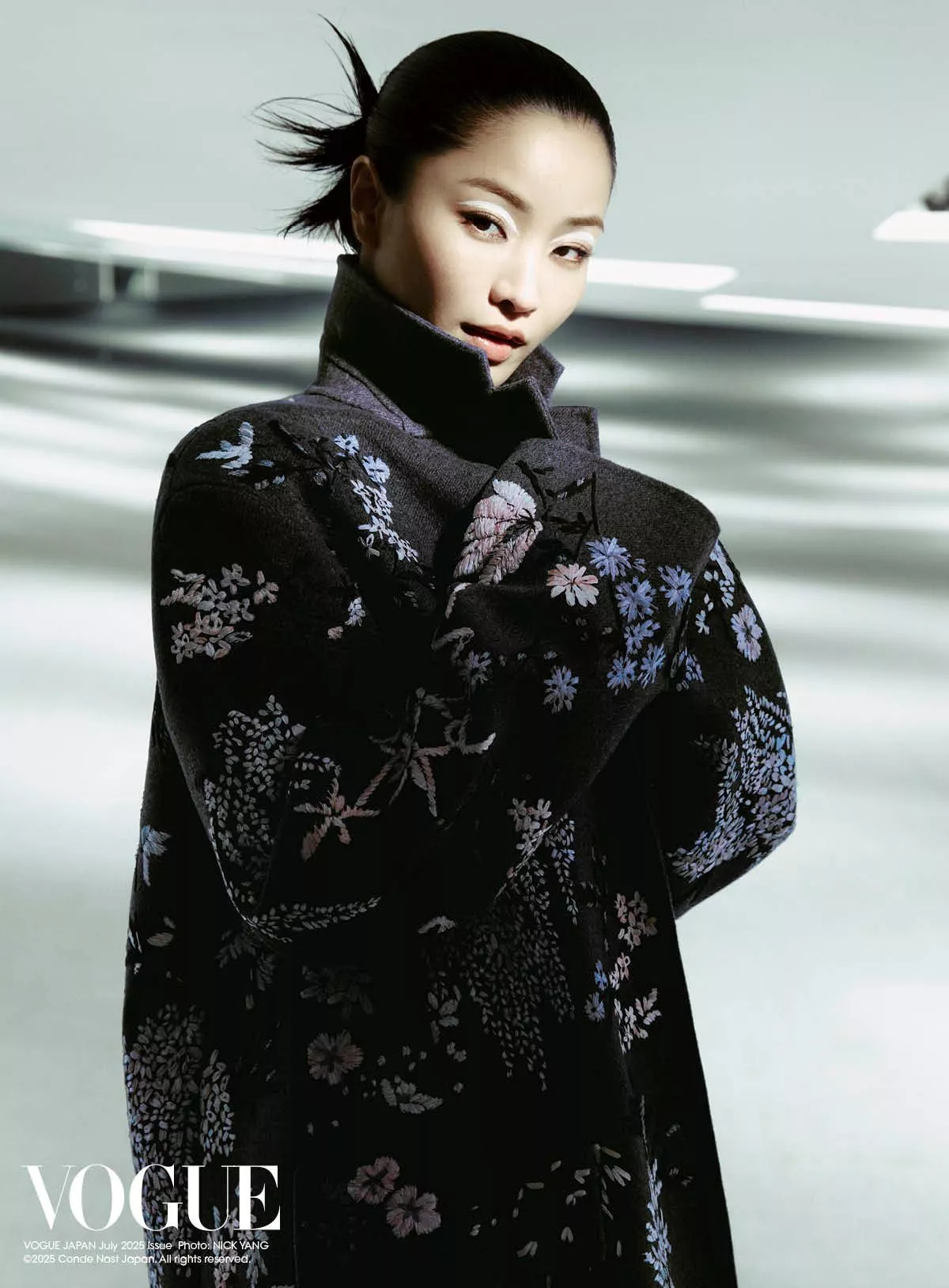 vogue_20japan_anna_20sawai_nick_20yang_VJ311_SAWAI_WEB_1200-1628-6.webp