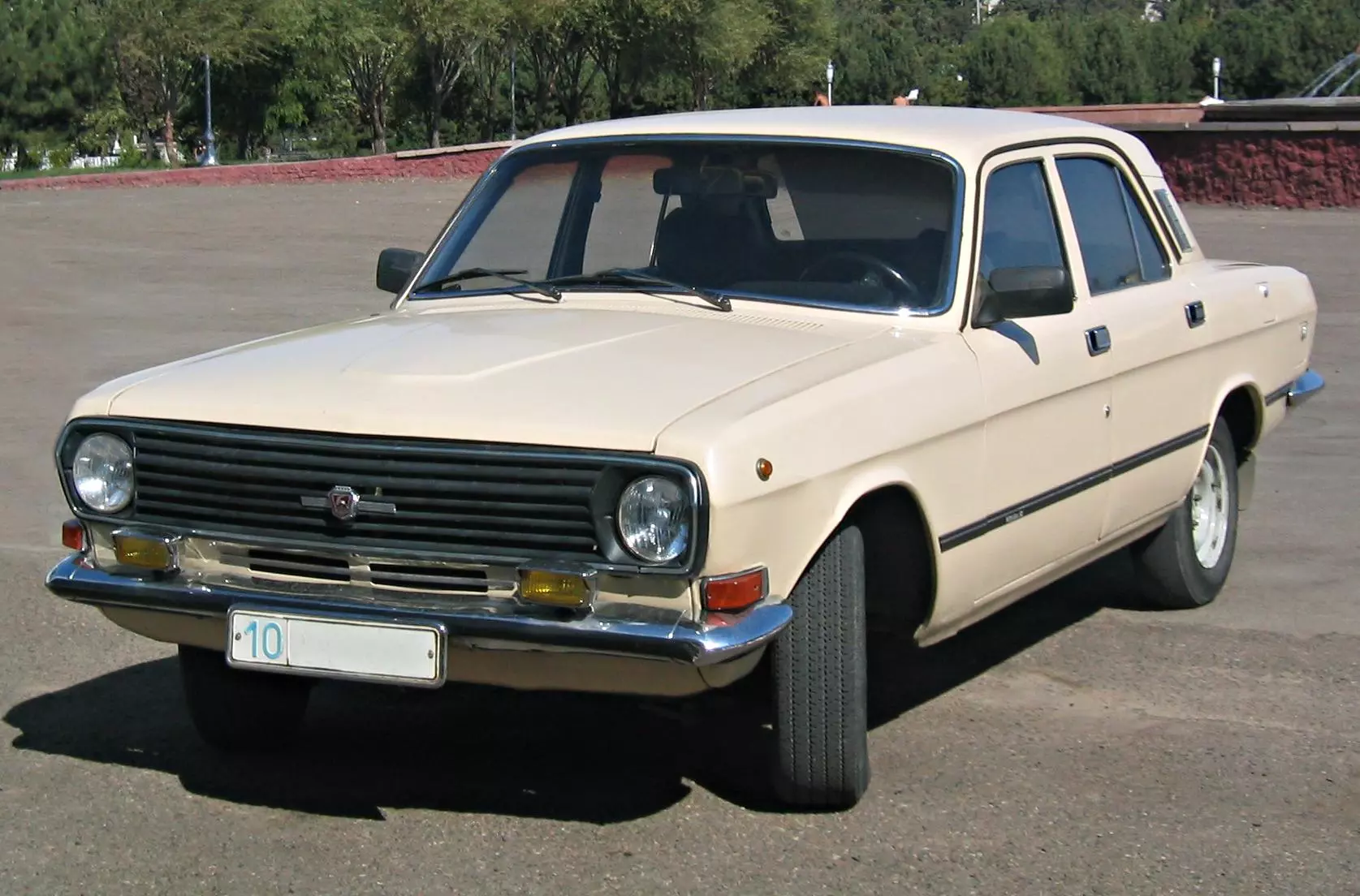 Wolga_GAZ_24-10_1.webp