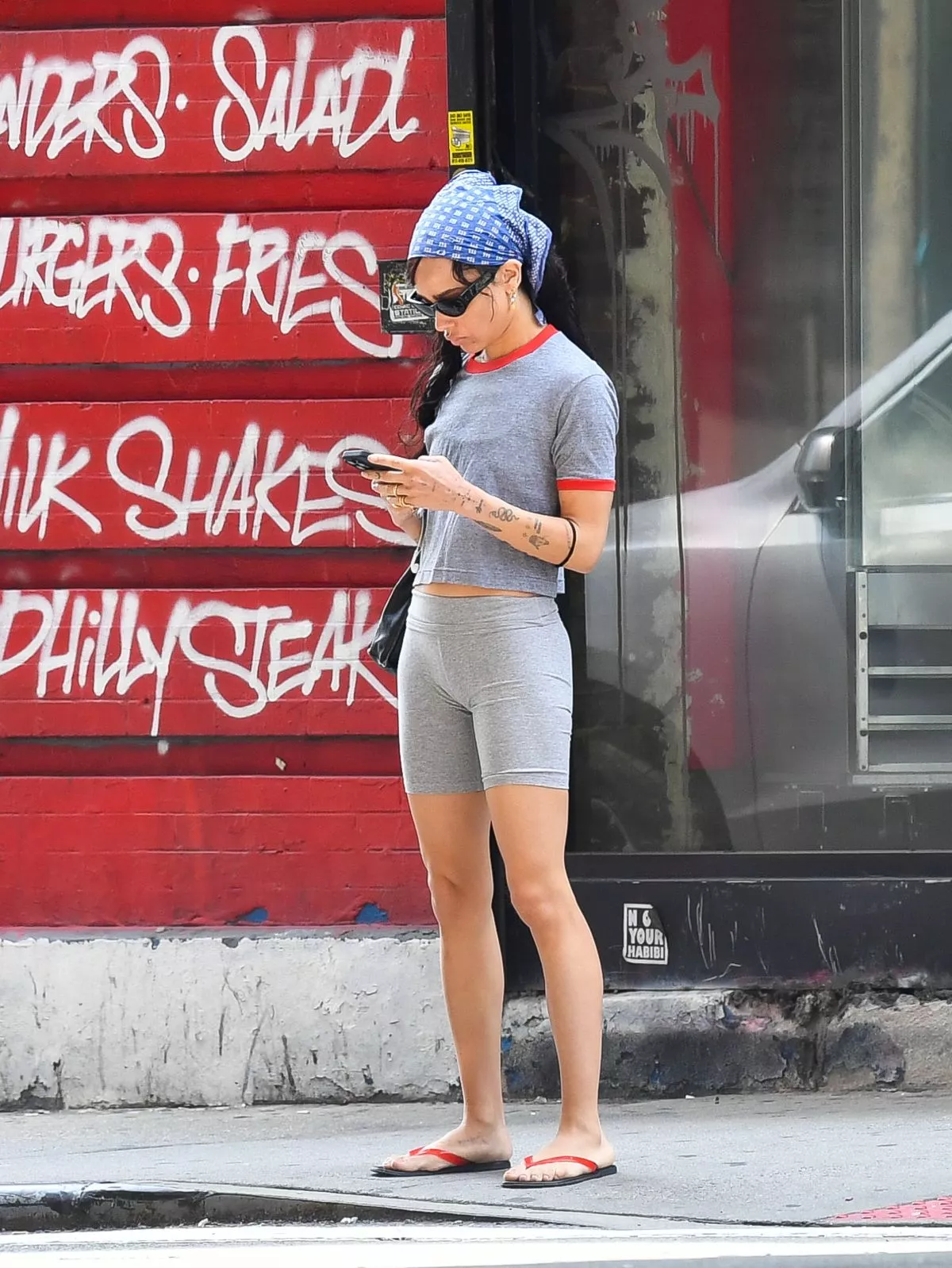 zoe-kravitz-heading-to-a-gym-in-new-york-city-06-11-2025-0.webp
