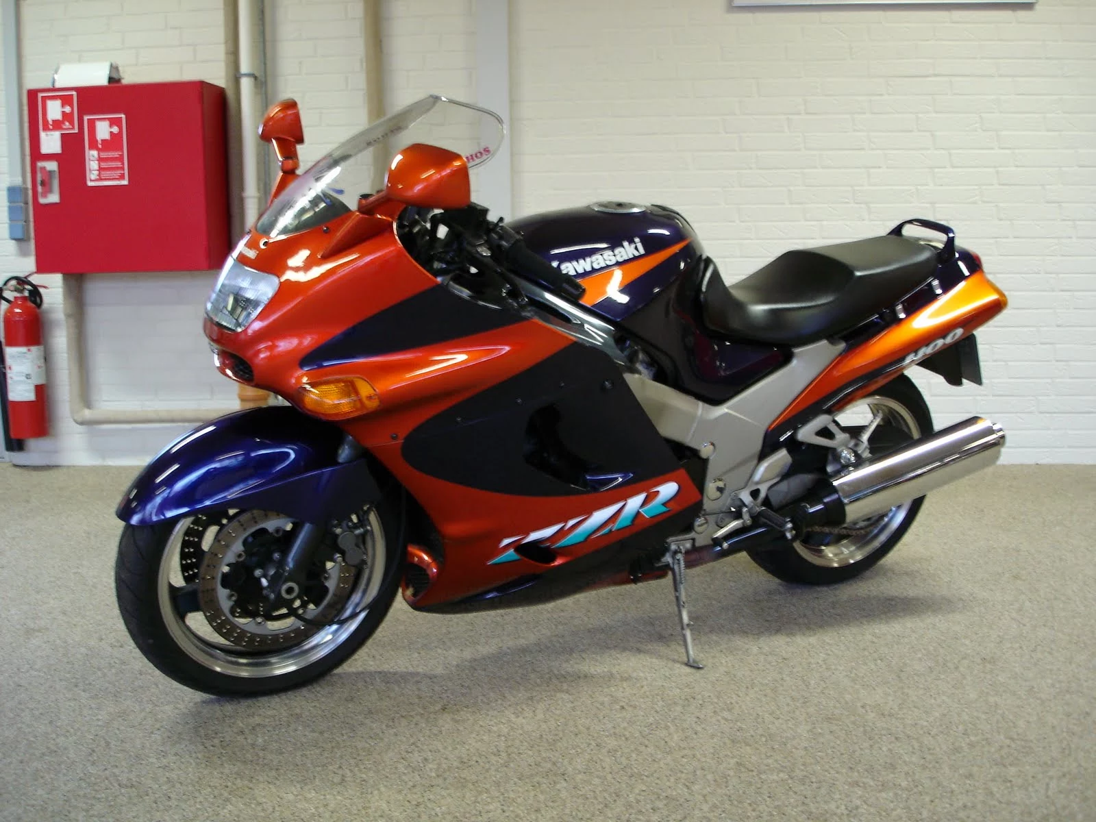 ZZR 1100 003.webp