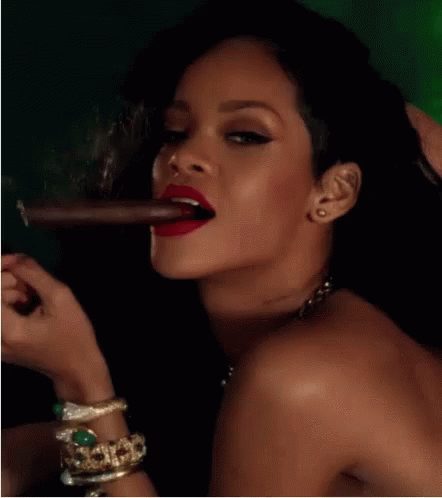 gif-animation-wink-83.gif