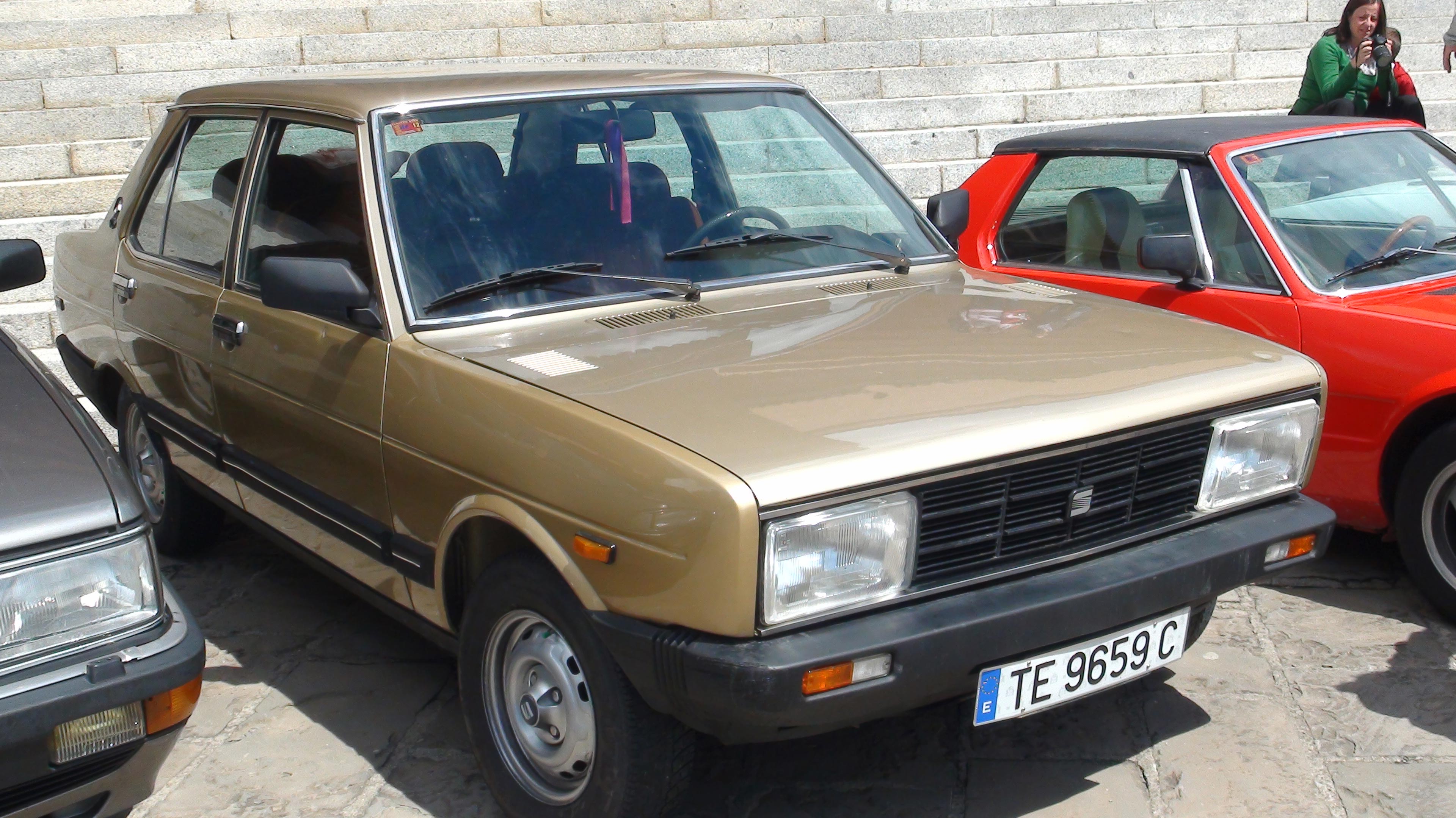 SEAT_131_fl.jpg