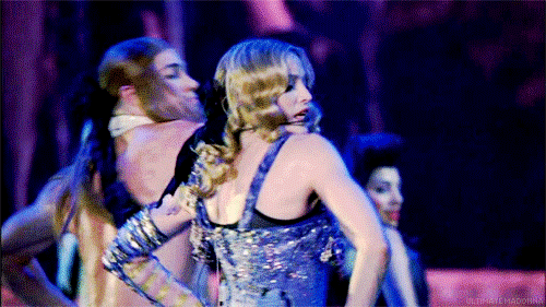 01voguem015.gif