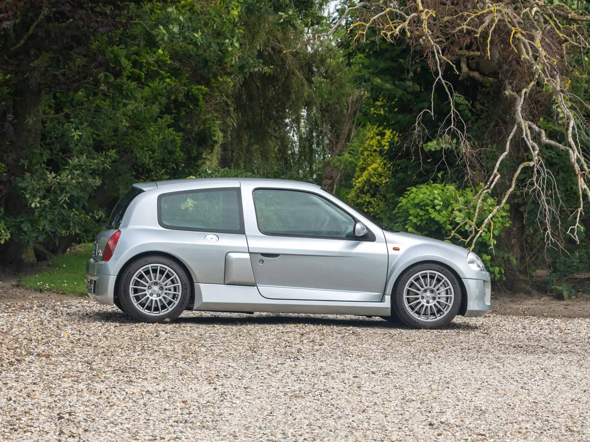 5d6184aa5acf453514ec684edc90826cc950932e.webp