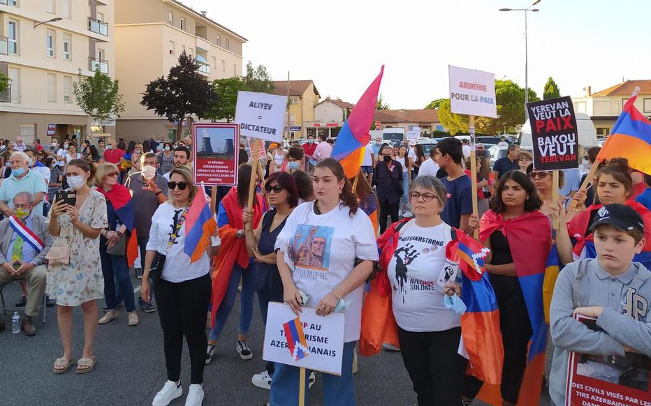 www.diarioarmenia.org.ar