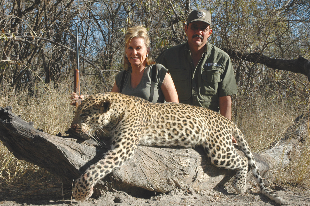huntforeverrightleopardnamibiadonna07.jpg