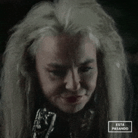 esta pasando stranger things GIF