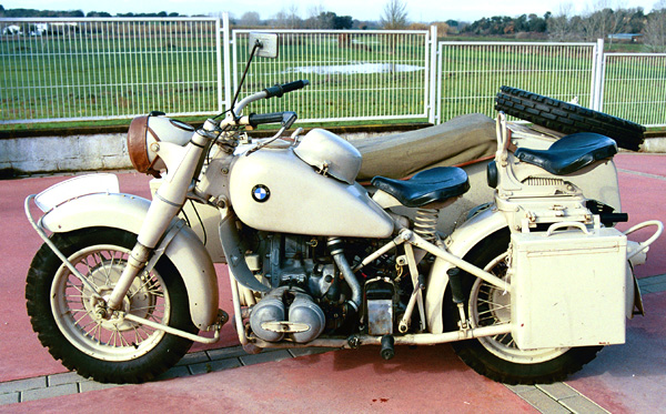 Moto BMW Militar,moto clásica BMW, Motos BMW Ejército
