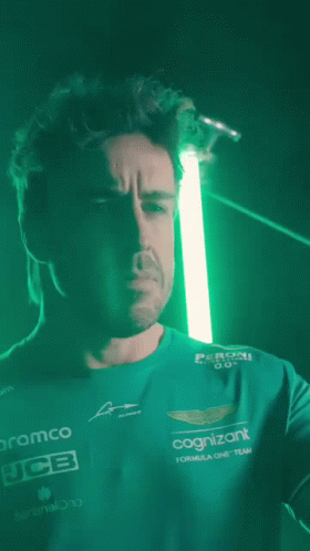 fernando-alonso-aston-martin.gif