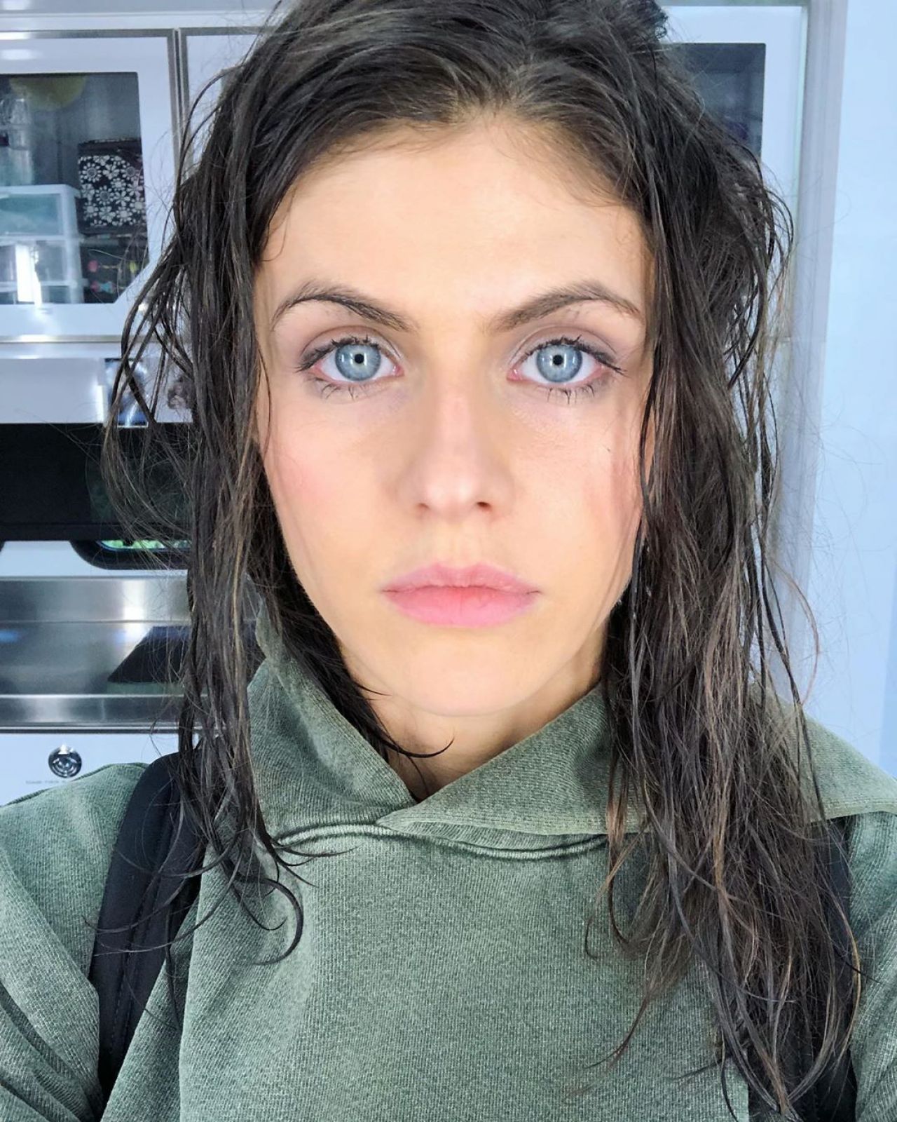 alexandra-daddario-personal-pics-05-15-2019-6.jpg